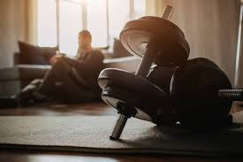 神经科学：解析“奖励不确定性”对注意力的劫持效应。（神经科学揭秘：“奖励不确定性”如何劫持注意力）